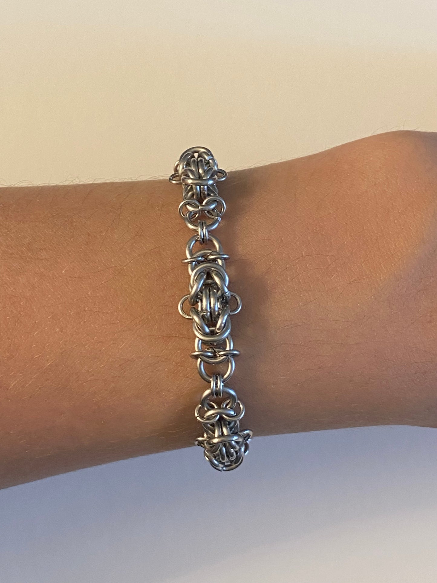 August Bracelet 02