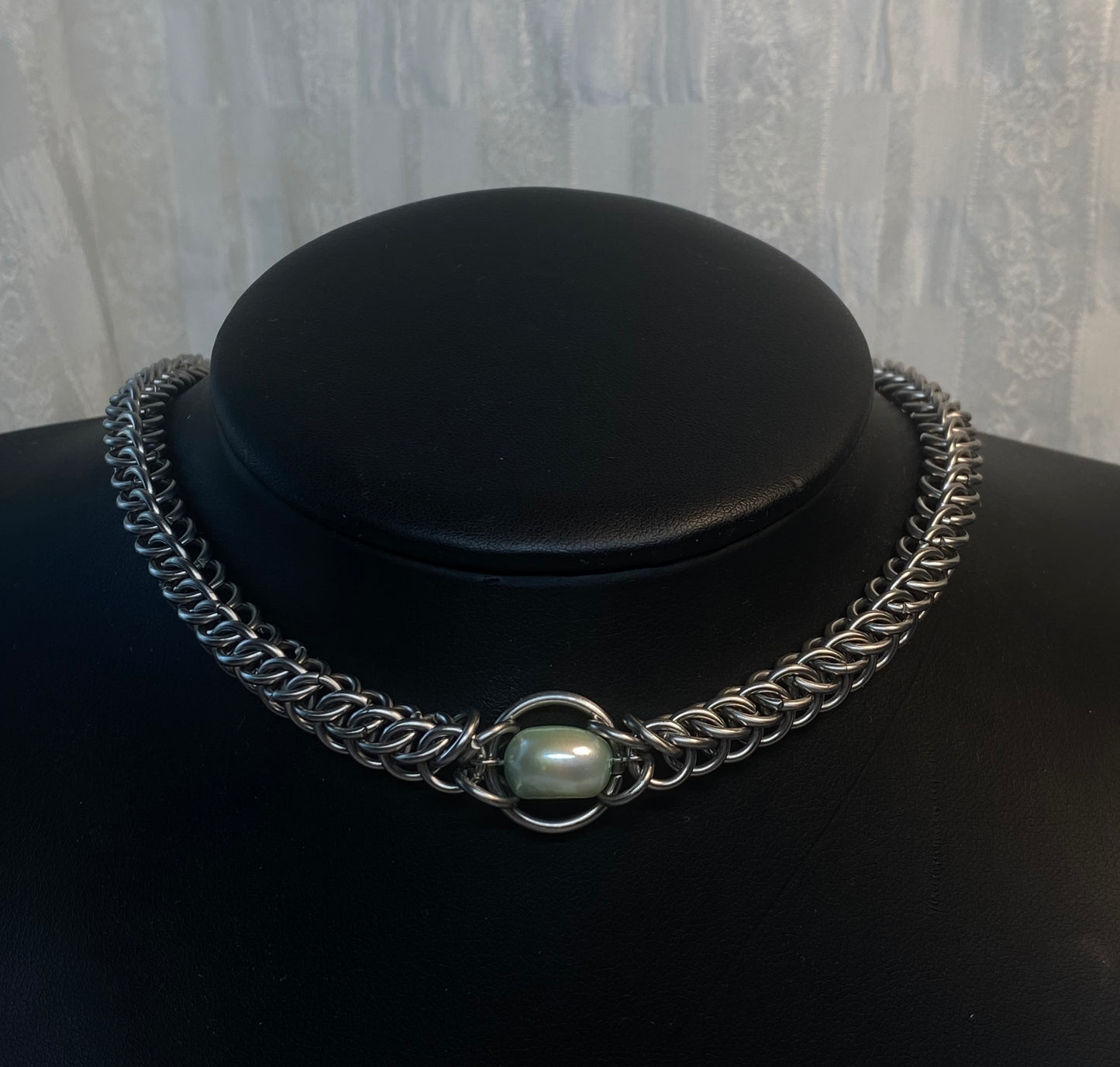 Silverfish Pearl Chain