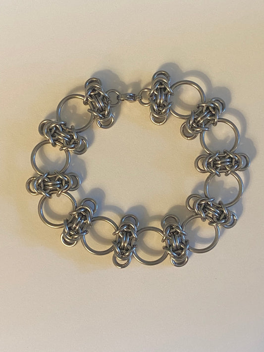 August Bracelet 03