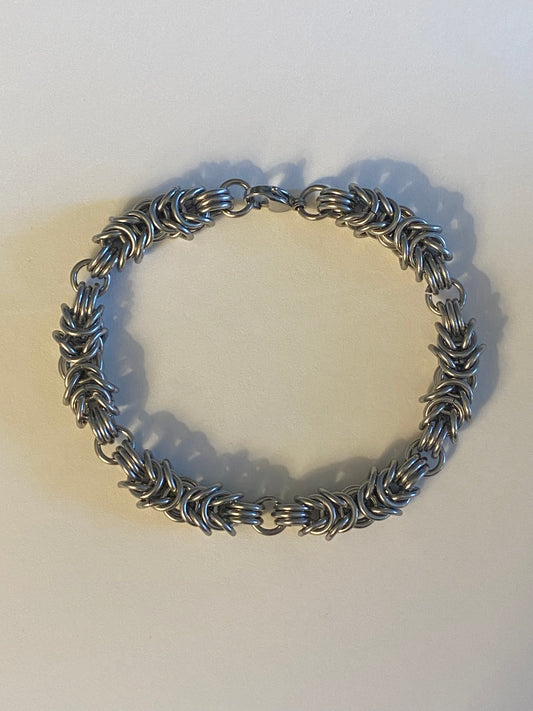August Bracelet 01