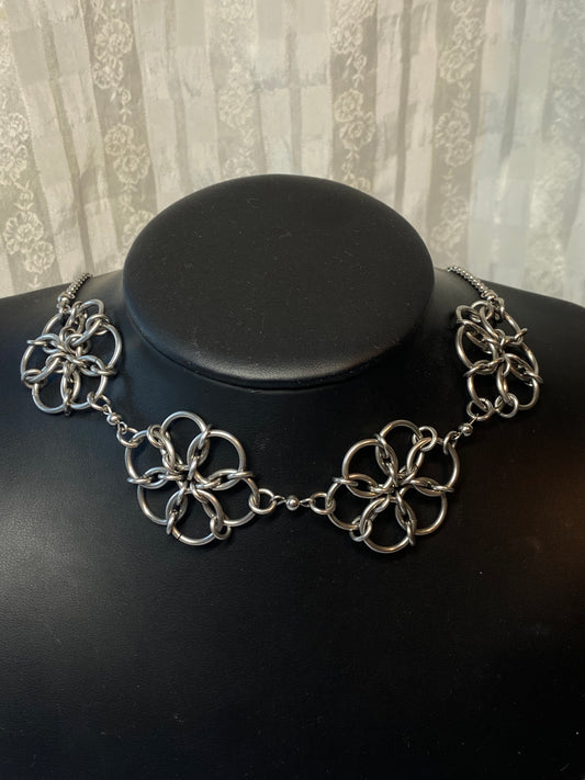 Flower Choker