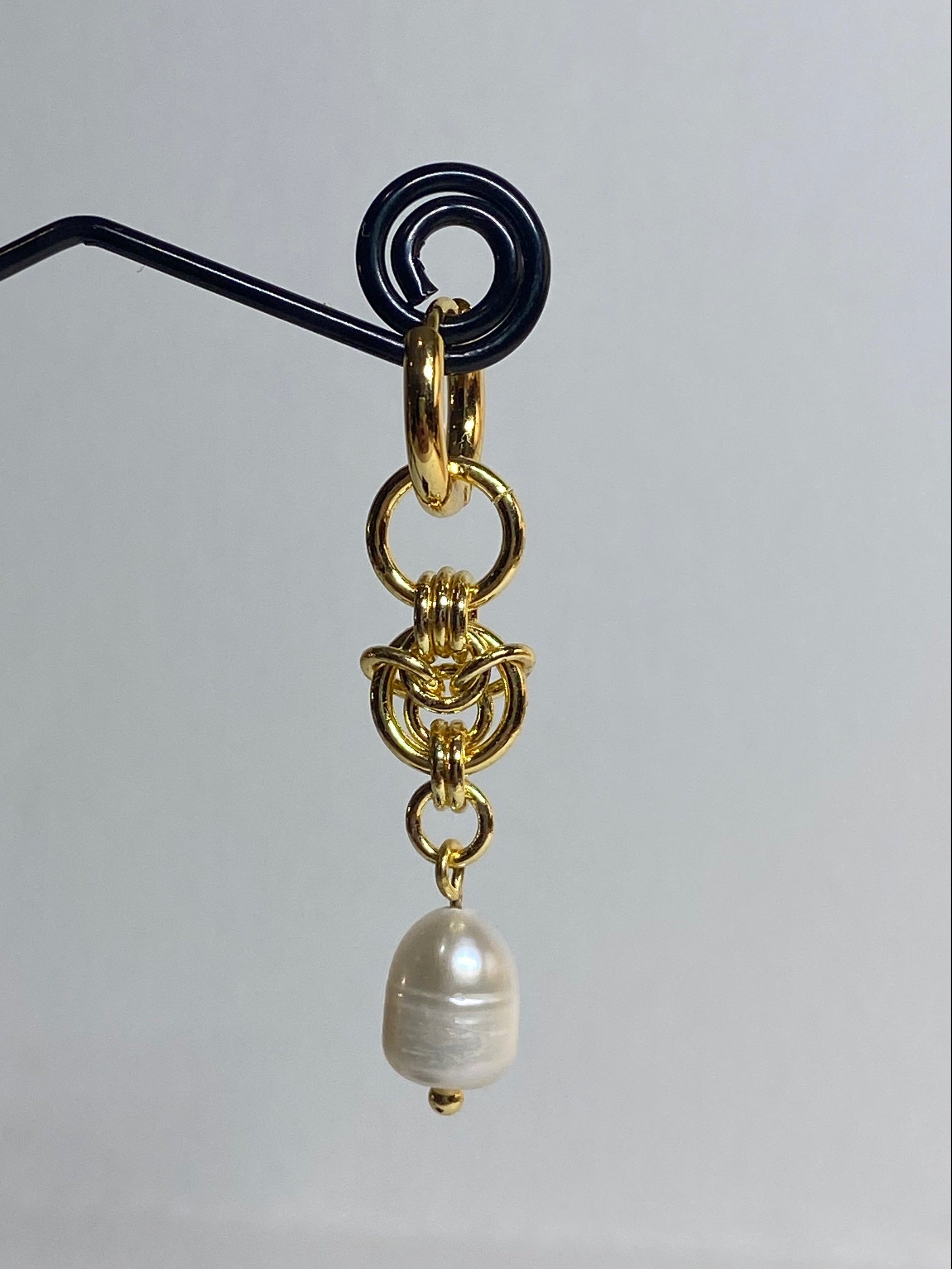 Gold Pearl Earrings